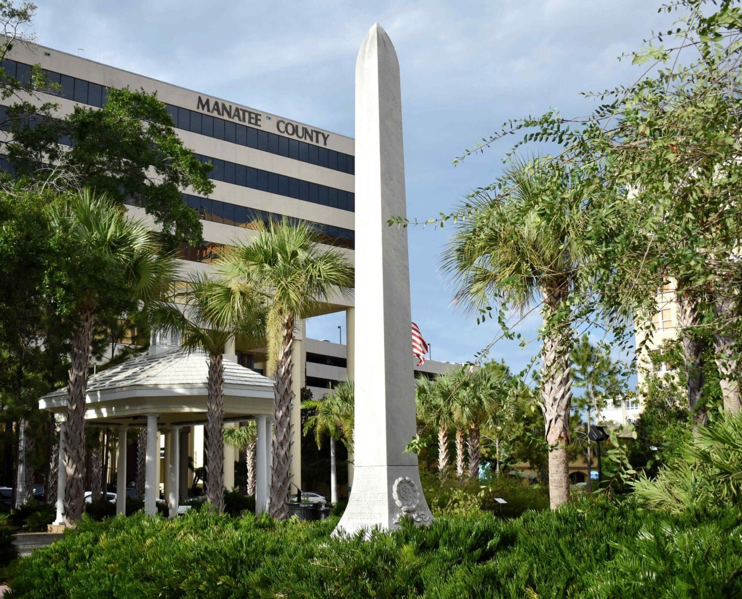 County commission to discuss reinstalling Confederate monument