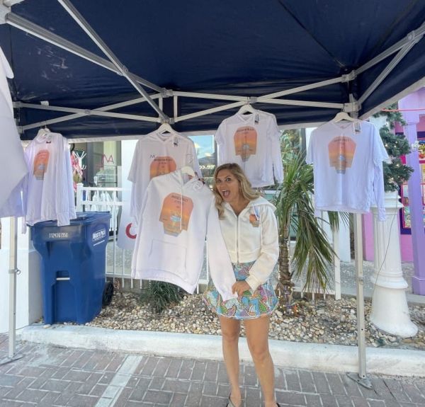 Bradenton Beach celebrates recovery at Christmas on Bridge Street