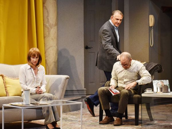 Island Players commit ‘Murder by Misadventure’