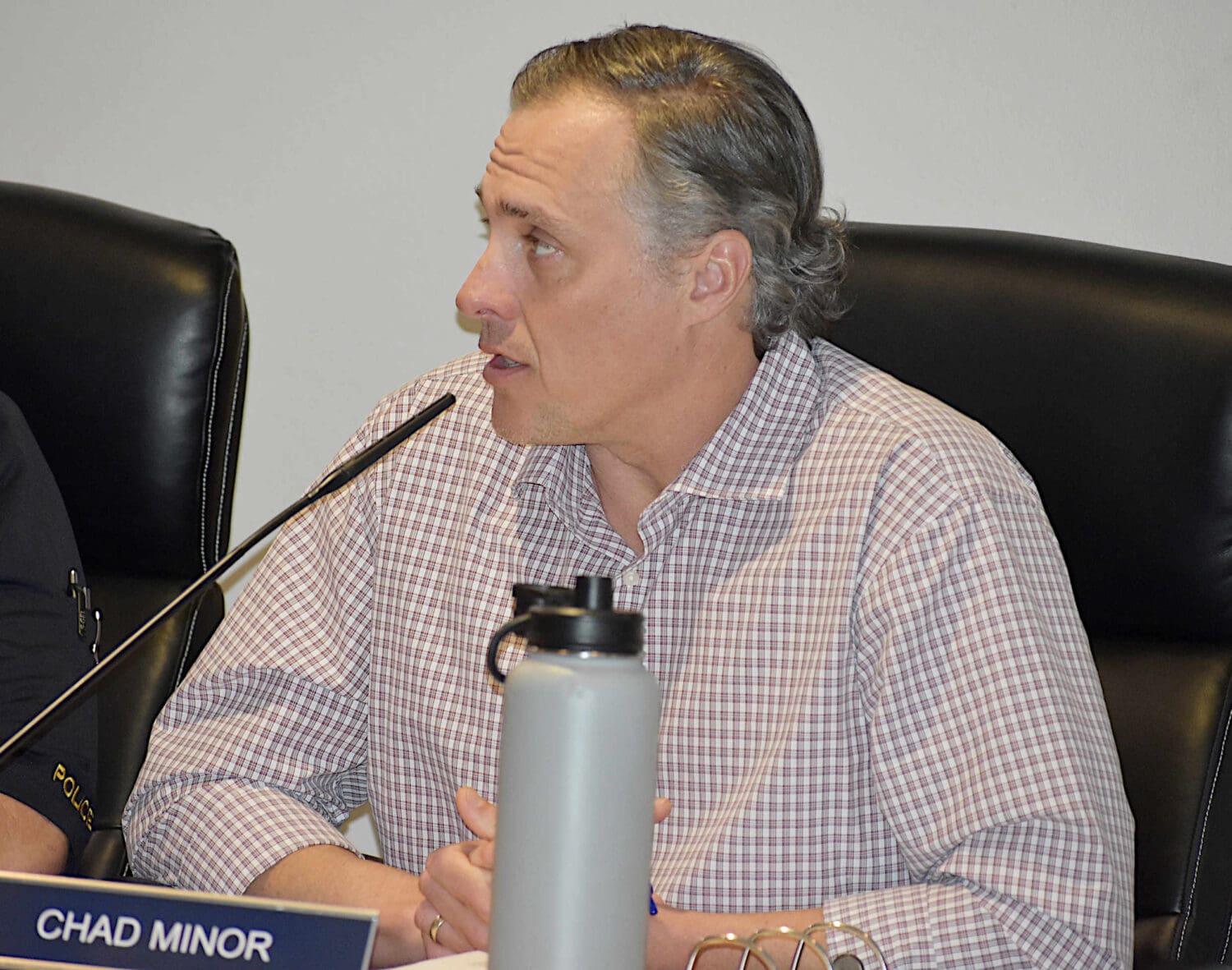 Holmes Beach to extend non-conforming structure permit deadline &nbsp;