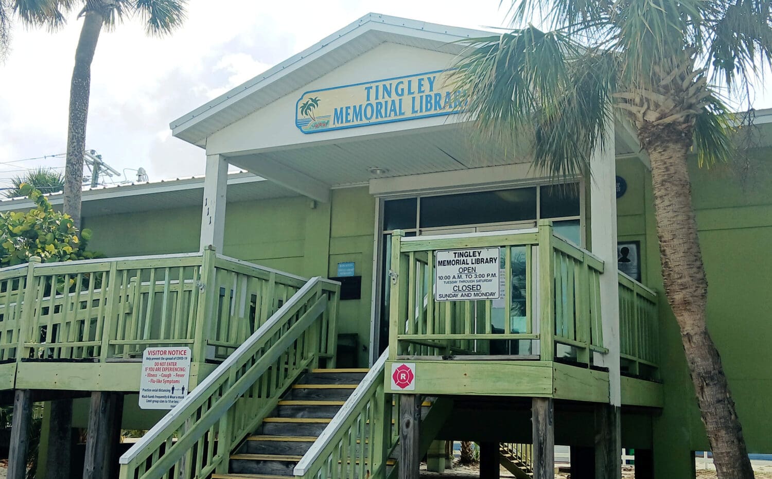 Tingley library clerk Adams retires