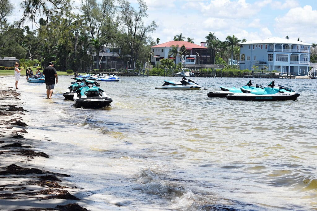 Commercial activity on Anna Maria beaches prohibited