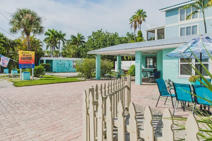 Anna Maria Motel demolished