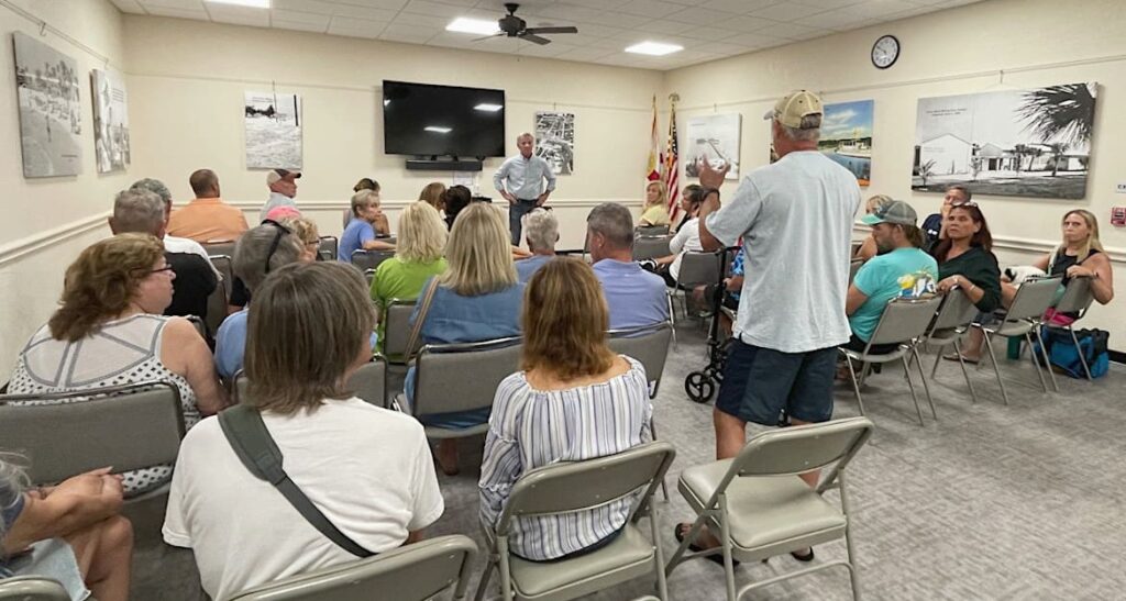 Holmes Beach residents oppose fee hikes