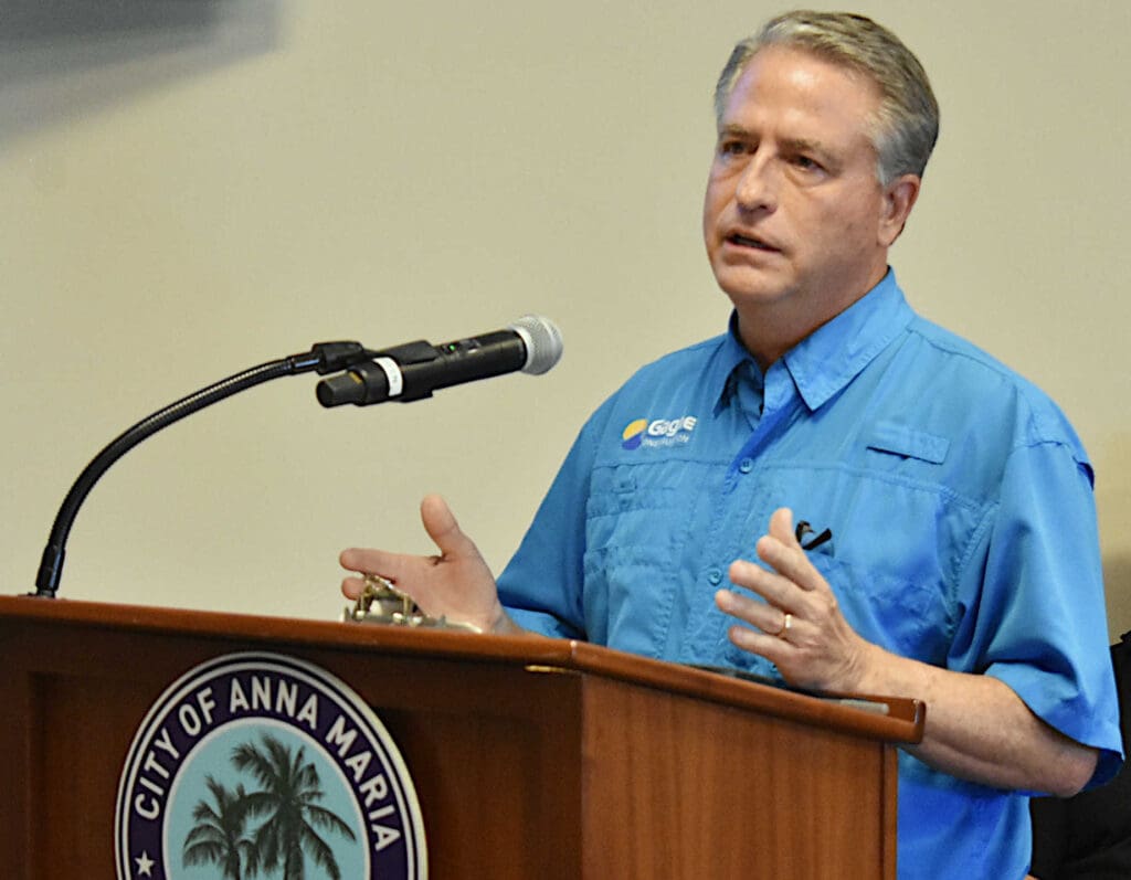 Builders call for contracted building official’s dismissal