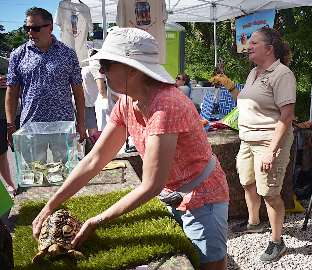 Crowds welcome back Bayfest