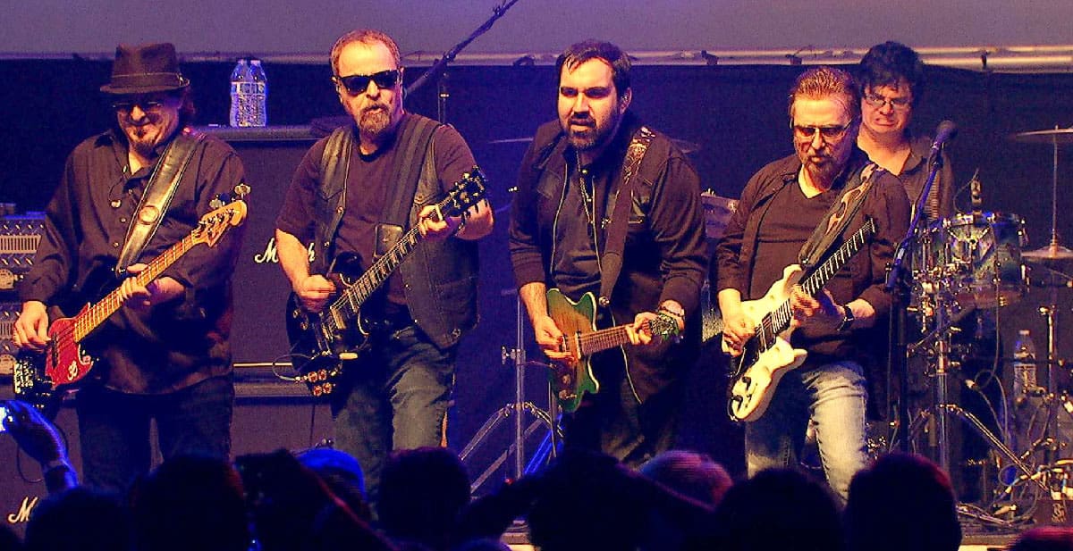 Blue &Ouml;yster Cult set to rock The Center