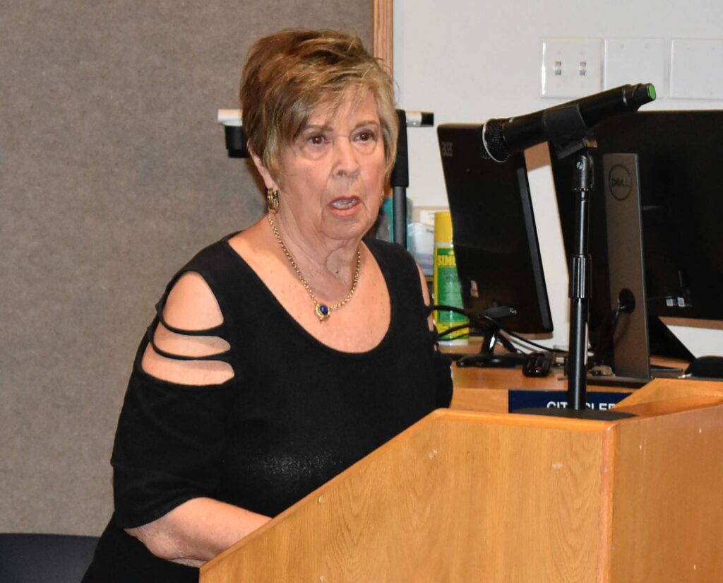 Dog park users seek improvements