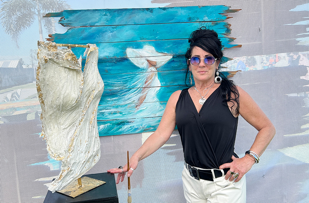 Arts and crafts show attracts regional artists and creators