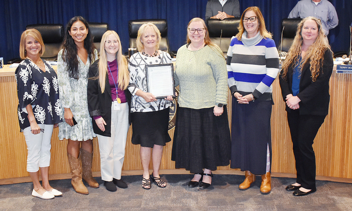 City celebrates city clerk’s retirement