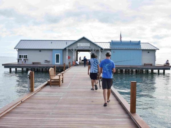 Anna Maria Commission rejects Ugly Grouper pier lease offer
