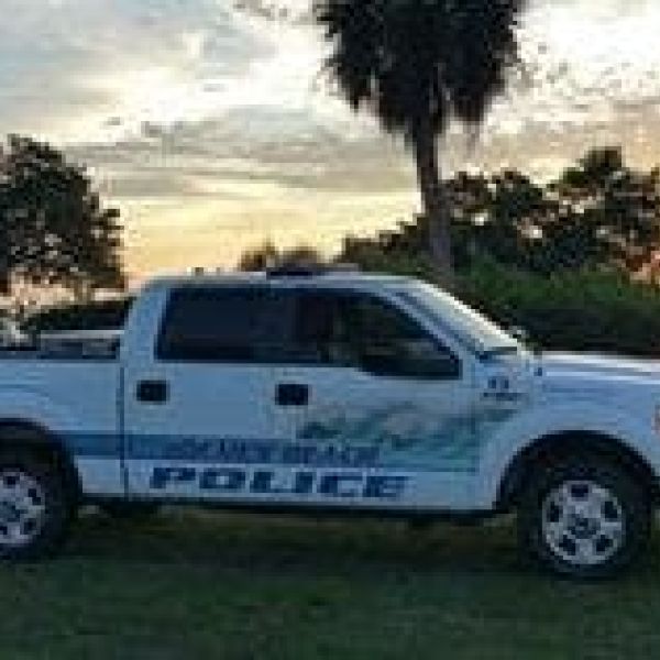 Holmes Beach police