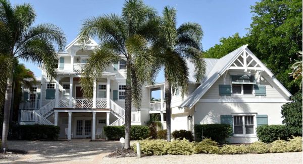 Unregistered vacation rental owner faces potential fines