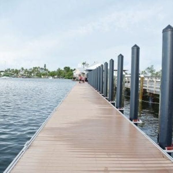 Bradenton Beach's new floating dock now in use