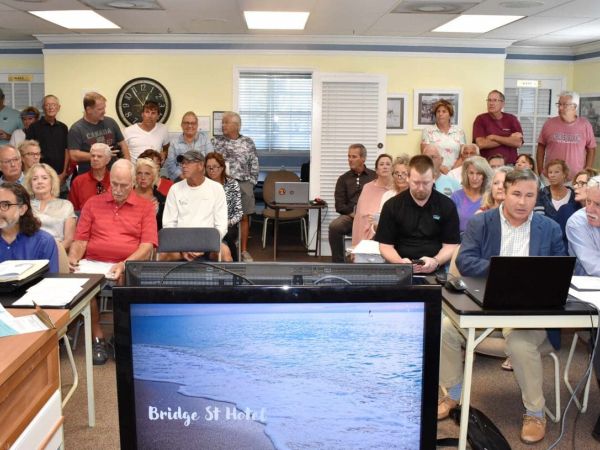 Bridge Street hotel prompts public opposition