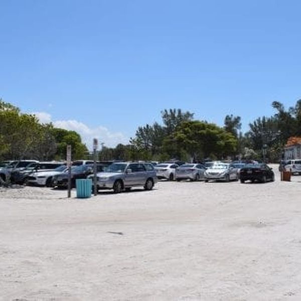 Paid Island parking rejected by local leaders
