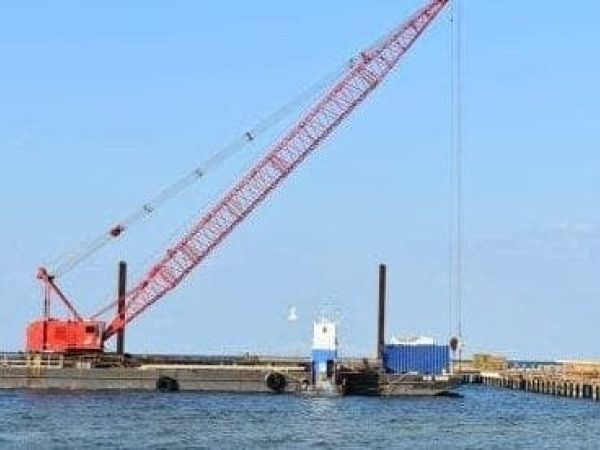 Pier repairs resume