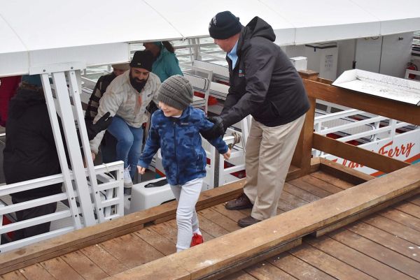Gulf Islands Ferry service begins