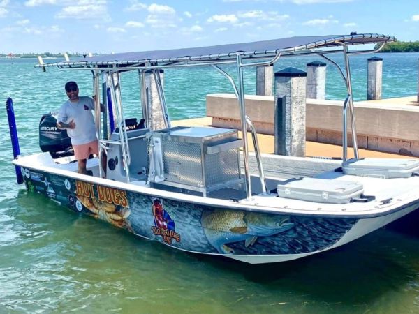 Hot Dog Guy coming to Jewfish Key sandbar