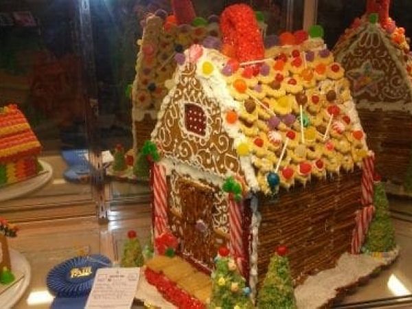 Andrea Spring gingerbread house