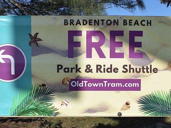 News banners help promote Old Town Tram