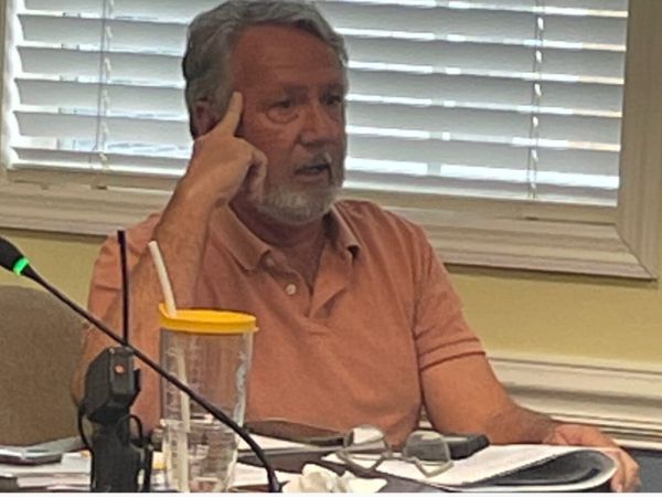 Bradenton Beach building official temporarily suspended