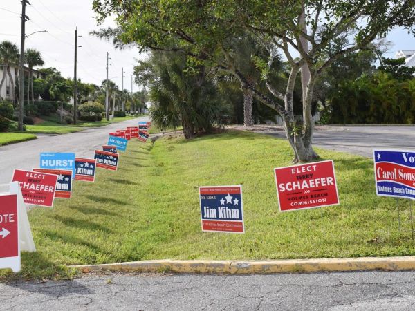 Holmes Beach amending sign ordinance