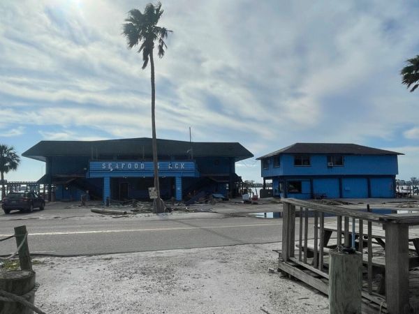 Siddique discusses future of Cortez Marina at town hall meeting