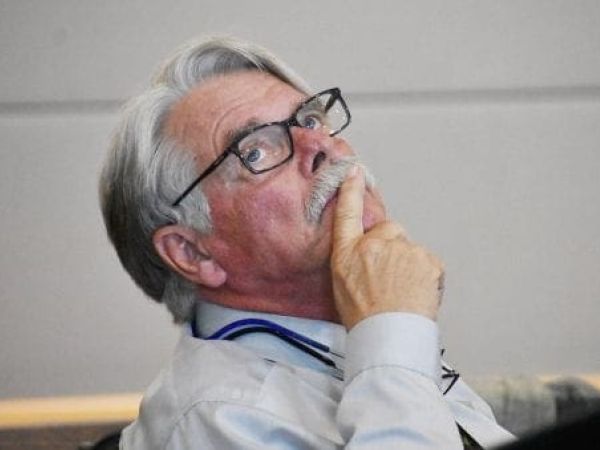 Sunshine defendant accused of violating mediation confidentiality