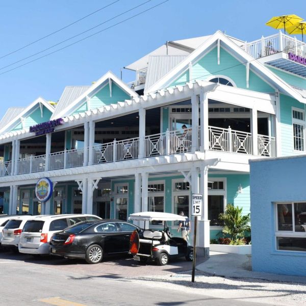 County administrator seeks favor from mayor