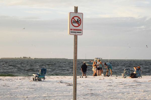 Bean Point property owners can swim in &lsquo;no swim&rsquo; zone