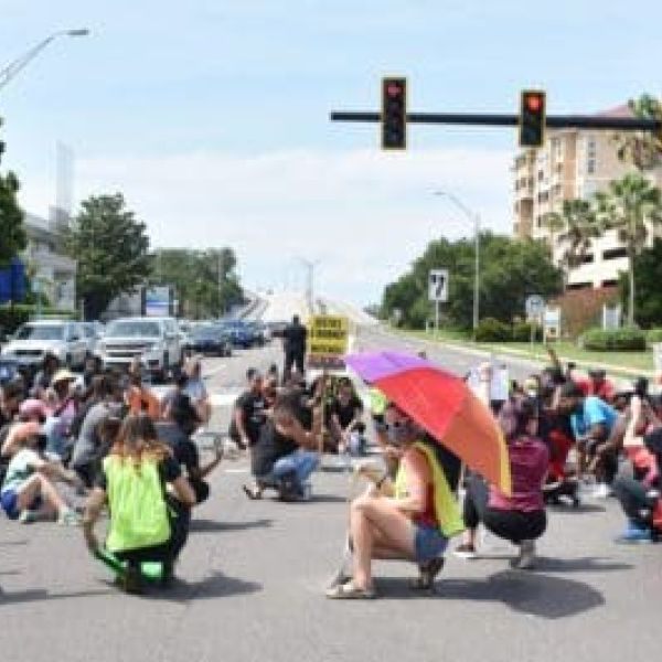 Protestors peacefully take to Bradenton streets