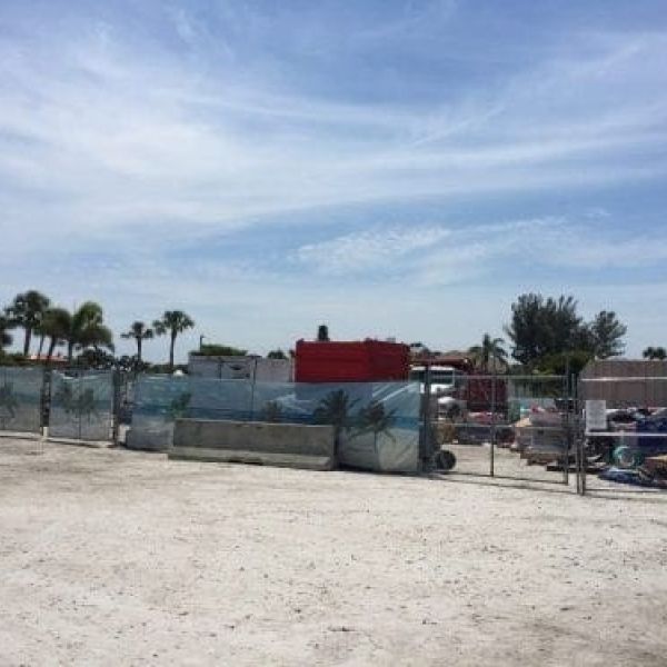 Holmes Beach dog park staging area