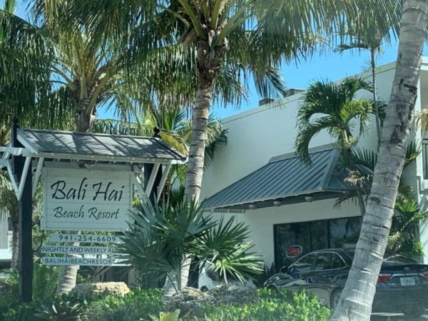 County judge leaves Holmes Beach case