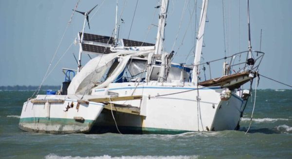 Abandoned sailboat removal still awaited