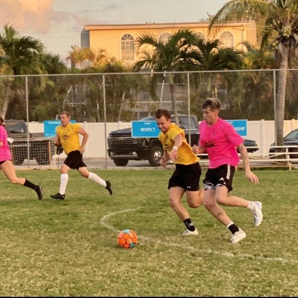 Ross, Wash tie going into playoffs