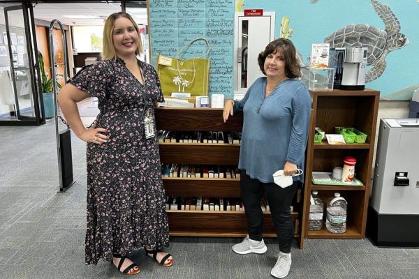 Celebrating 40 years at the Island Library