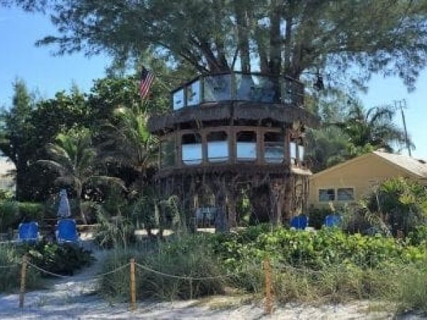 Holmes Beach tree house file photo