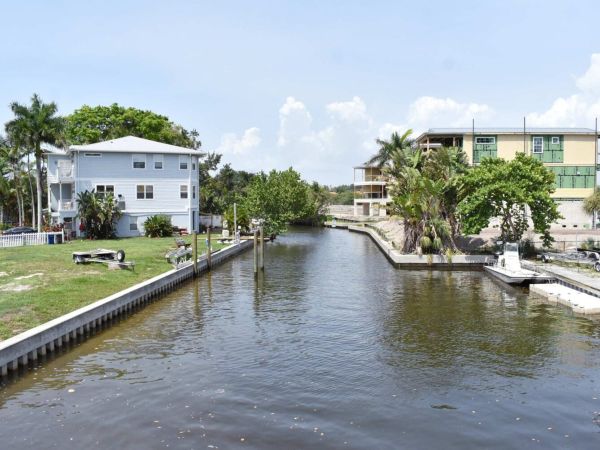 Hunters Point dock permit challenge hearing begins
