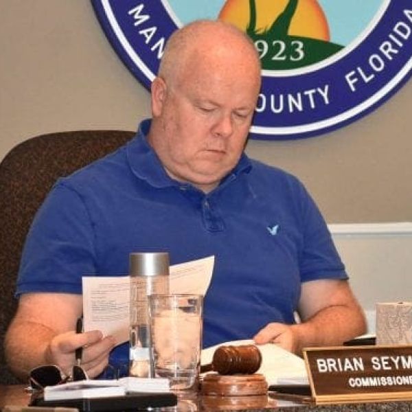 Seymour resigns from city commission