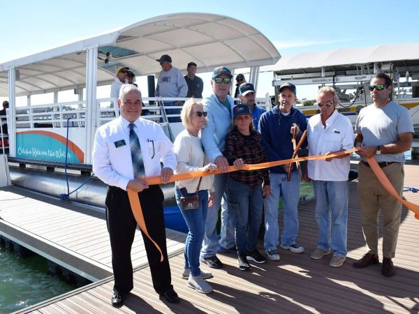 Gulf Islands Ferries arrive in Bradenton Beach