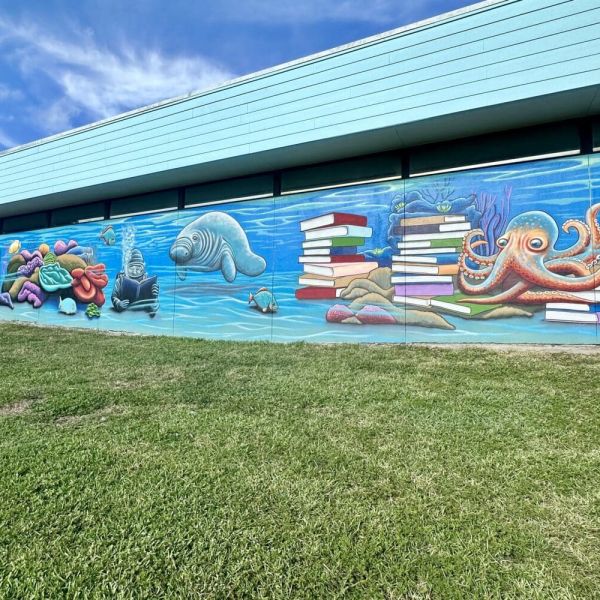 New mural adorns Island Branch Library
