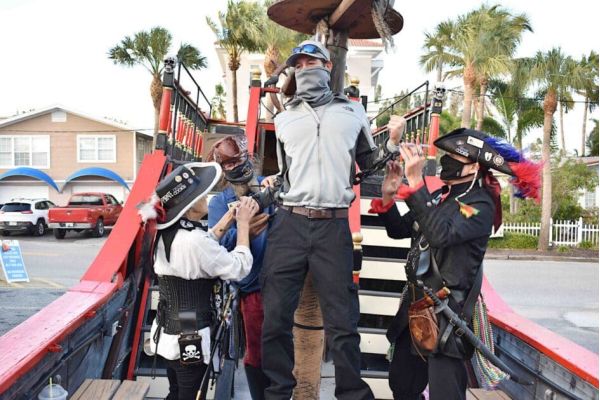 AMI Privateers invade city hall