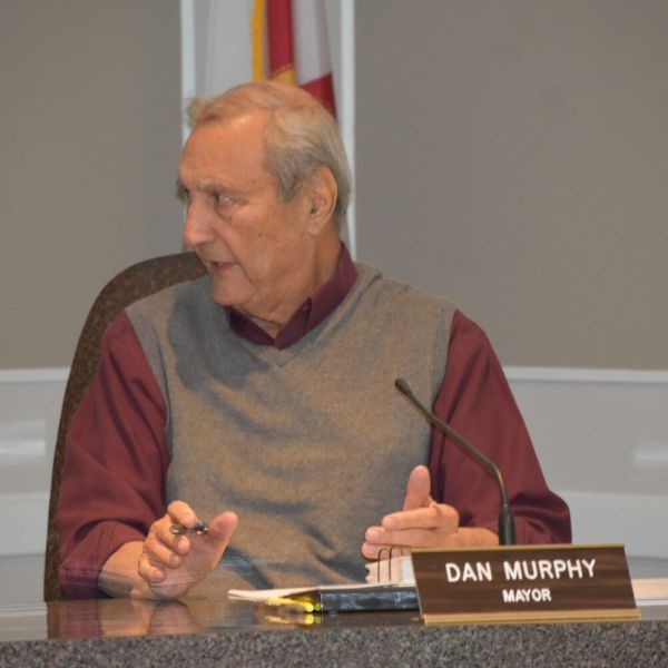 Six applicants seek two commission seats