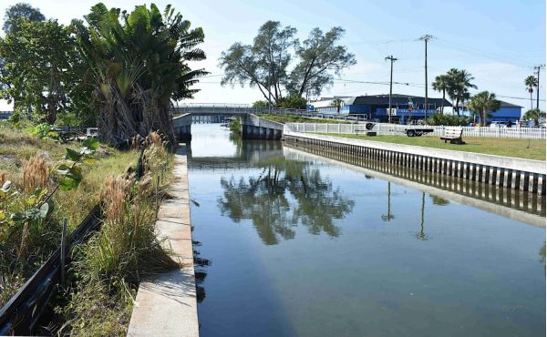 Hunters Point faces dock permit challenge