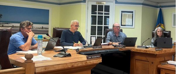 Commissioners pass resolution to protect municipal clerk privacy