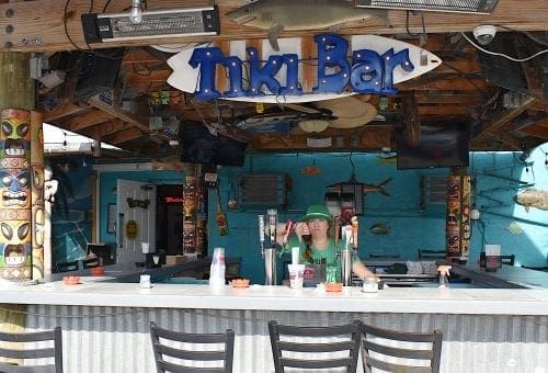 Island bars sobered by governor&rsquo;s decision
