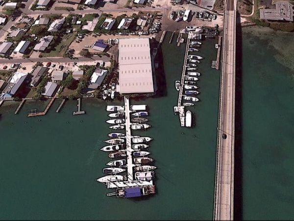 Liveaboard boater found dead