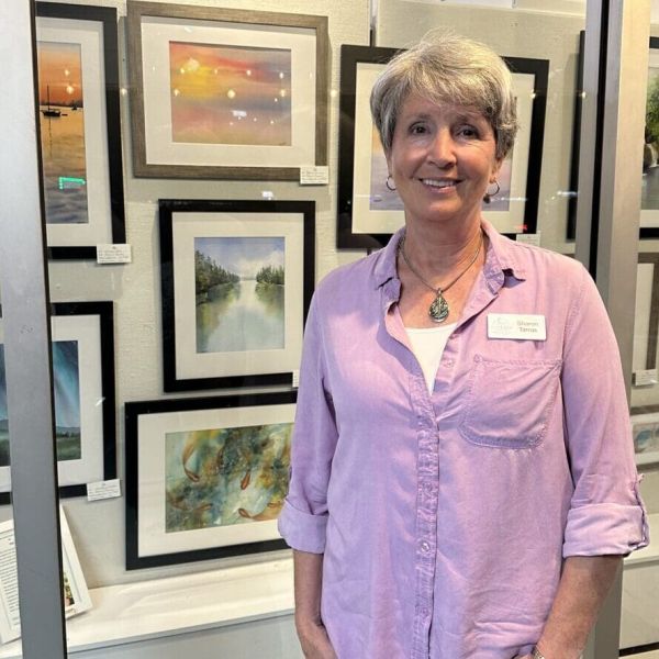 Artists&rsquo; Guild featured artist celebrates light