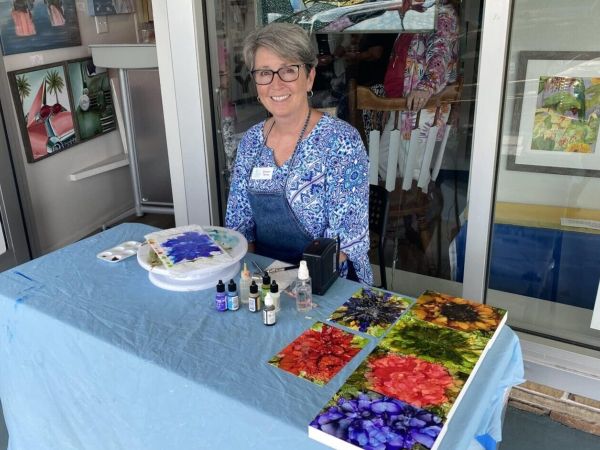 Galleries hold final Art Walk of season